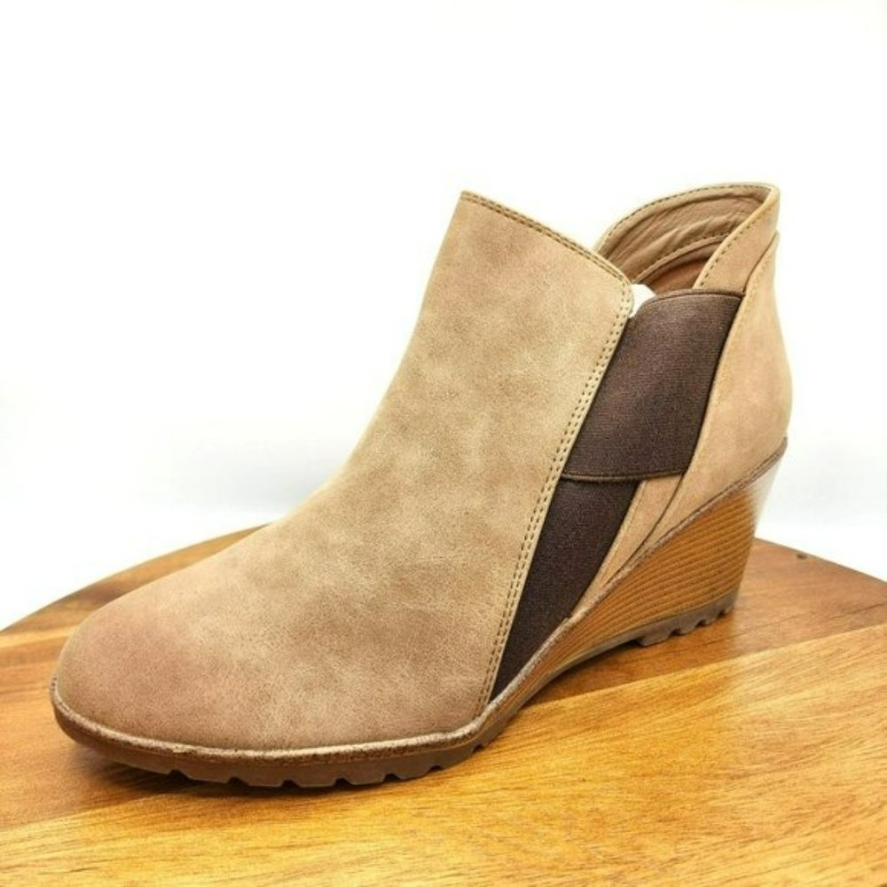Maurices Renae Wedges Booties 11 Camel Brown Double Gore Pull On Almond Toe New